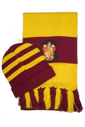 Gryffindor Hat and Scarf Wide